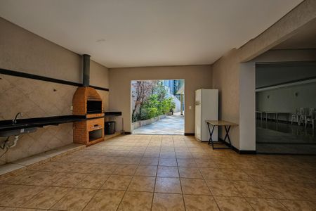 Apartamento à venda com 220m², 4 quartos e 2 vagas Apartamento à venda com 220m², 4 quartos e 2 vagasÁrea comum