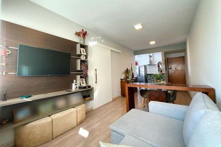 Apartamento à venda com 64m², 2 quartos e 2 vagasSala