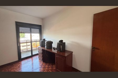 Apartamento à venda com 140m², 3 quartos e 2 vagas Apartamento à venda com 140m², 3 quartos e 2 vagasQuarto 1