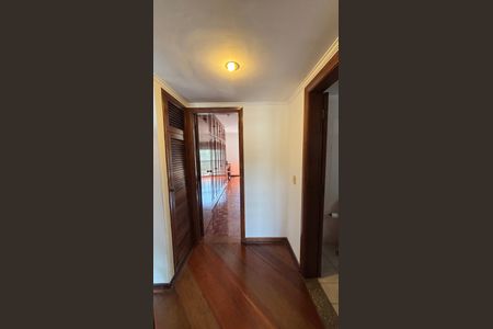 Apartamento à venda com 140m², 3 quartos e 2 vagas Apartamento à venda com 140m², 3 quartos e 2 vagasCorredor