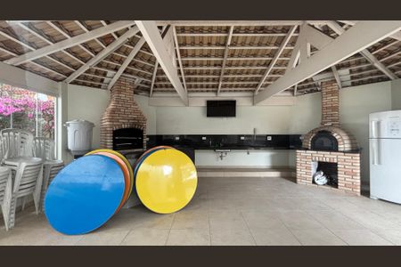 Apartamento à venda com 140m², 3 quartos e 2 vagas Apartamento à venda com 140m², 3 quartos e 2 vagasChurrasqueira