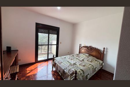 Apartamento à venda com 140m², 3 quartos e 2 vagas Apartamento à venda com 140m², 3 quartos e 2 vagasSuite