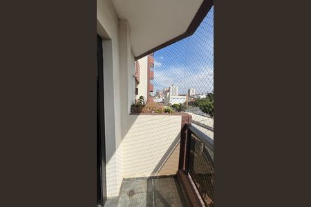 Apartamento à venda com 140m², 3 quartos e 2 vagas Apartamento à venda com 140m², 3 quartos e 2 vagasSuite Varanda