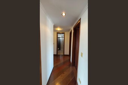 Apartamento à venda com 140m², 3 quartos e 2 vagas Apartamento à venda com 140m², 3 quartos e 2 vagasCorredor