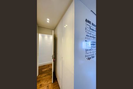 Apartamento à venda com 134m², 3 quartos e 2 vagasSuíte 1