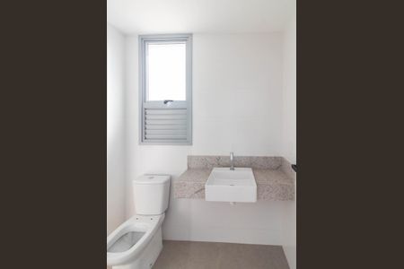 Apartamento à venda com 122m², 2 quartos e 2 vagasBanheiro da Suíte 2