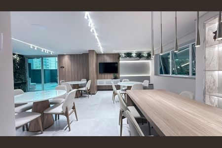 Apartamento à venda com 158m², 2 quartos e 2 vagasÁrea comum