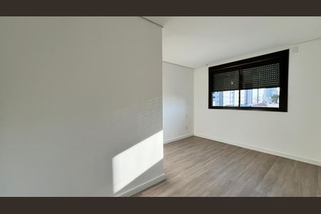 Apartamento à venda com 160m², 4 quartos e 3 vagasSuíte 2