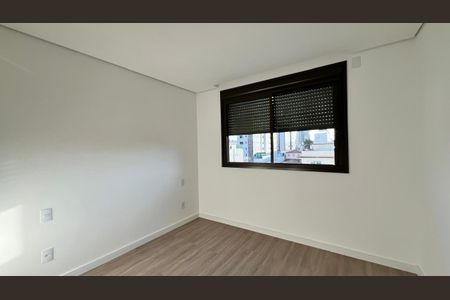 Apartamento à venda com 160m², 4 quartos e 3 vagasSuíte 2