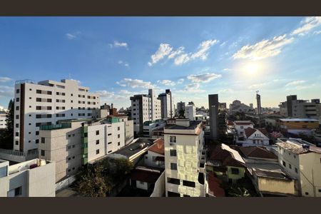 Apartamento à venda com 160m², 4 quartos e 3 vagasVista