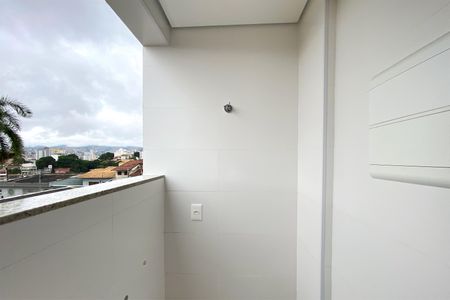 Apartamento à venda com 40m², 1 quarto e 1 vaga Apartamento à venda com 40m², 1 quarto e 1 vagaÁrea de Serviço