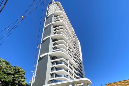 Apartamento à venda com 182m², 4 quartos e 4 vagas Apartamento à venda com 182m², 4 quartos e 4 vagasFachada