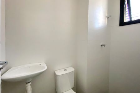 Apartamento à venda com 182m², 4 quartos e 4 vagas Apartamento à venda com 182m², 4 quartos e 4 vagasBanheiro de serviço
