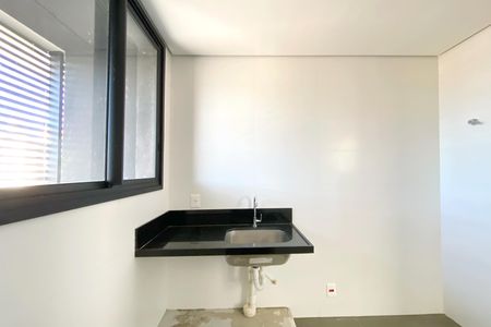 Apartamento à venda com 182m², 4 quartos e 4 vagas Apartamento à venda com 182m², 4 quartos e 4 vagasÁrea de Serviço