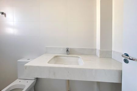 Apartamento à venda com 182m², 4 quartos e 4 vagas Apartamento à venda com 182m², 4 quartos e 4 vagasSuite 2