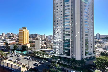 Apartamento à venda com 182m², 4 quartos e 4 vagas Apartamento à venda com 182m², 4 quartos e 4 vagasVista Semi Suite 4