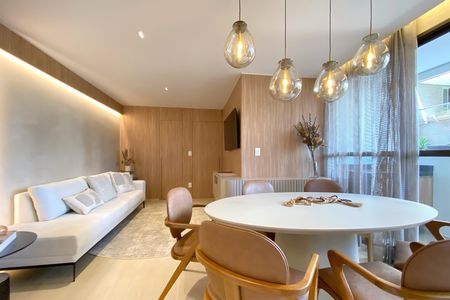 Apartamento à venda com 84m², 3 quartos e 2 vagasSala