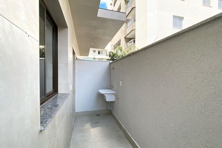 Apartamento à venda com 109m², 2 quartos e 2 vagas Apartamento à venda com 109m², 2 quartos e 2 vagasÁrea de Serviço