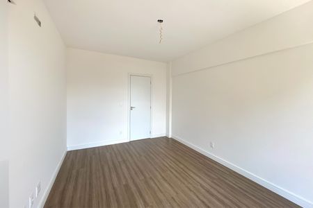 Apartamento à venda com 68m², 2 quartos e 2 vagasSuite 1