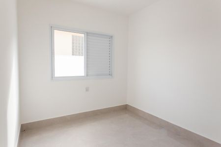 Apartamento à venda com 100m², 2 quartos e 2 vagasQuarto