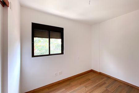 Apartamento à venda com 96m², 3 quartos e 2 vagas Apartamento à venda com 96m², 3 quartos e 2 vagasSemi suite 1