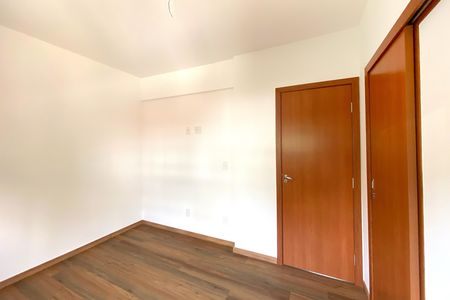 Apartamento à venda com 96m², 3 quartos e 2 vagas Apartamento à venda com 96m², 3 quartos e 2 vagasSemi suite 1