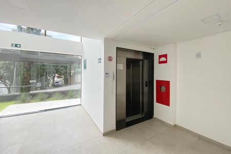 Apartamento à venda com 96m², 3 quartos e 2 vagas Apartamento à venda com 96m², 3 quartos e 2 vagasÁrea comum