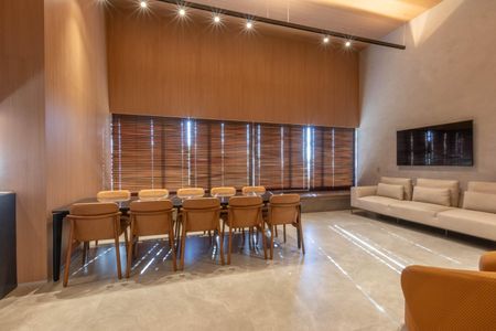 Apartamento à venda com 224m², 4 quartos e 4 vagas Apartamento à venda com 224m², 4 quartos e 4 vagasÁrea comum