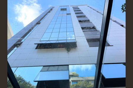 Apartamento à venda com 106m², 3 quartos e 2 vagasFachada