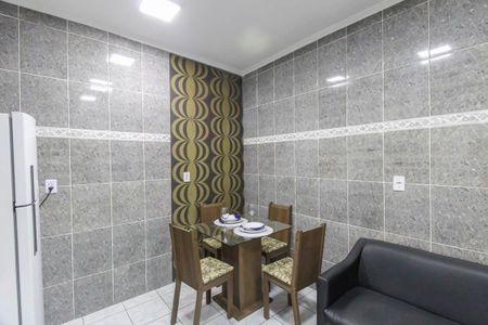 Sala/Cozinha de casa para alugar com 1 quarto, 30m² em Vila Tolstoi, São Paulo