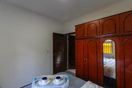 Quarto de casa para alugar com 1 quarto, 30m² em Vila Tolstoi, São Paulo