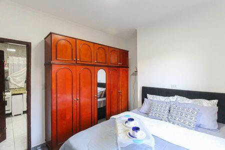 Quarto de casa para alugar com 1 quarto, 30m² em Vila Tolstoi, São Paulo