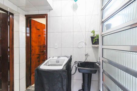 Casa para alugar com 30m², 1 quarto e sem vaga Casa para alugar com 30m², 1 quarto e sem vagaÁrea de Serviço