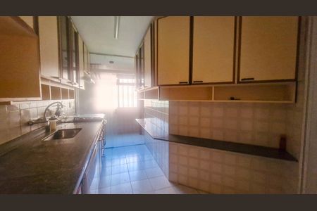 Apartamento à venda com 98m², 3 quartos e 1 vaga Apartamento à venda com 98m², 3 quartos e 1 vagaCozinha