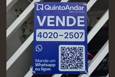Casa à venda com 170m², 4 quartos e 2 vagas Casa à venda com 170m², 4 quartos e 2 vagasPlaca