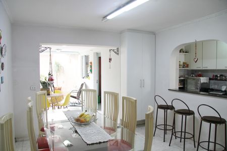 Casa à venda com 170m², 4 quartos e 2 vagasCozinha