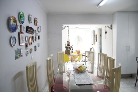 Casa à venda com 170m², 4 quartos e 2 vagasCozinha