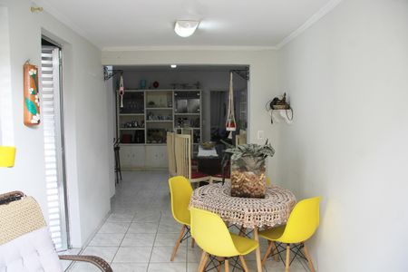 Casa à venda com 170m², 4 quartos e 2 vagasCozinha