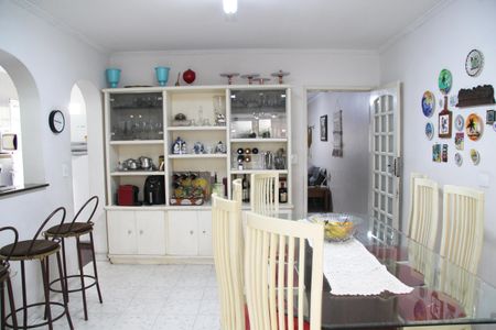 Casa à venda com 170m², 4 quartos e 2 vagasCozinha