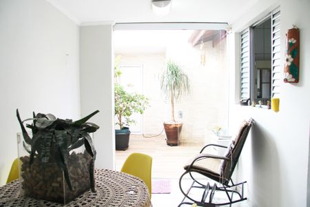 Casa à venda com 170m², 4 quartos e 2 vagasCozinha