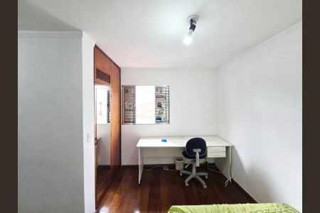 Casa à venda com 170m², 4 quartos e 2 vagas Casa à venda com 170m², 4 quartos e 2 vagasQuarto 03