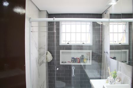 Casa à venda com 170m², 4 quartos e 2 vagasBanheiro Social