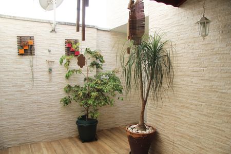 Casa à venda com 170m², 4 quartos e 2 vagasChurrasqueira