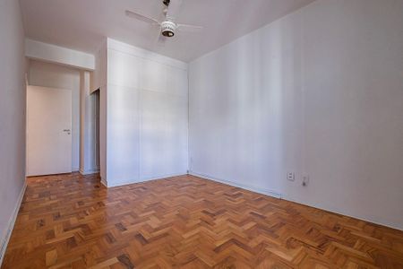 Apartamento à venda com 186m², 3 quartos e 1 vaga Apartamento à venda com 186m², 3 quartos e 1 vagaSuíte