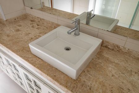 Apartamento à venda com 186m², 3 quartos e 1 vaga Apartamento à venda com 186m², 3 quartos e 1 vagaBanheiro