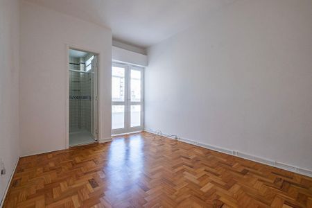 Apartamento à venda com 186m², 3 quartos e 1 vaga Apartamento à venda com 186m², 3 quartos e 1 vagaSuíte
