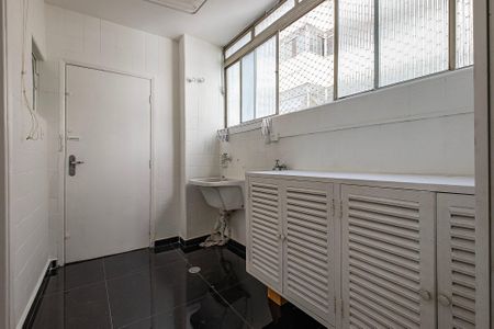 Apartamento à venda com 186m², 3 quartos e 1 vaga Apartamento à venda com 186m², 3 quartos e 1 vagaÁrea de Serviço