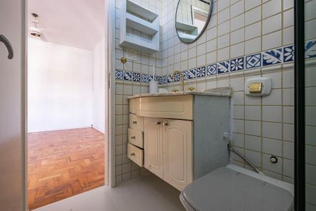 Apartamento à venda com 186m², 3 quartos e 1 vaga Apartamento à venda com 186m², 3 quartos e 1 vagaSuíte Banheiro