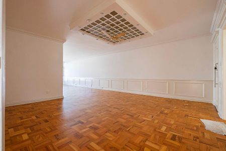 Apartamento à venda com 186m², 3 quartos e 1 vaga Apartamento à venda com 186m², 3 quartos e 1 vagaSala