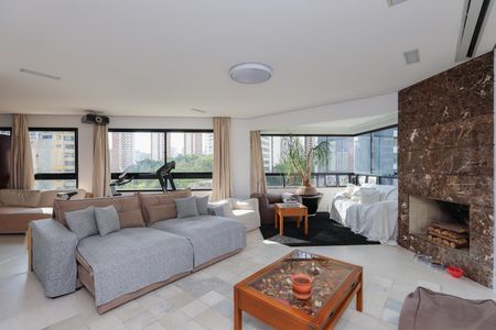 Apartamento à venda com 162m², 2 quartos e 3 vagas Apartamento à venda com 162m², 2 quartos e 3 vagasSala